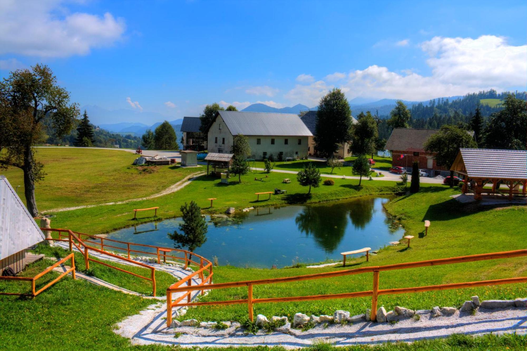 Camp Vrhovc Zelezniki Exterior foto